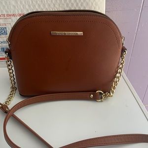 Steve Madden crossbody bag use
